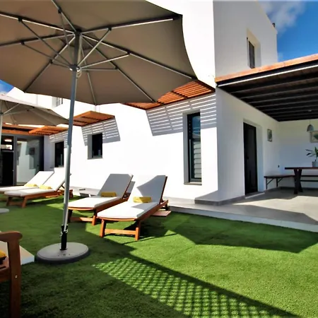 Holiday House And Spa Lanzarote Semesterbostad