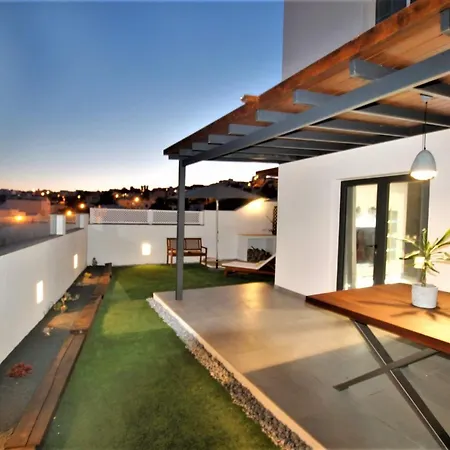 Semesterbostad Holiday House And Spa Lanzarote