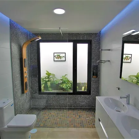 Holiday House And Spa Lanzarote *