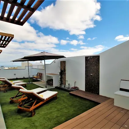 Holiday House And Spa Lanzarote Σπίτι διακοπών *